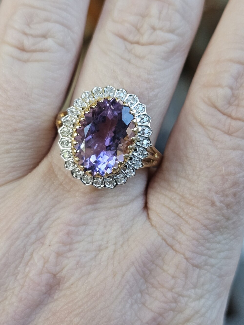 Solid 14k amethyst & diamond ring size 10. Resizeable by a jeweler. Yellow gold